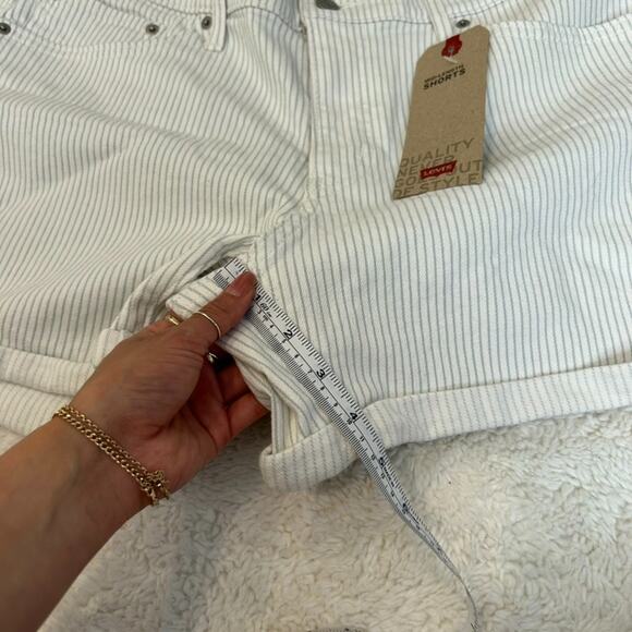 Levi’s Denim Mid Length Shorts‎ Size 33 Mid Rise Pockets Casual Striped Women - Picture 3 of 7